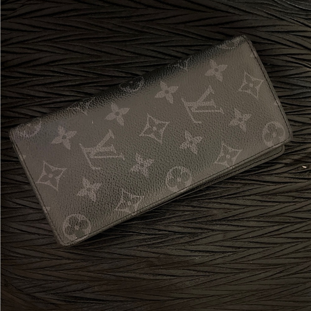 Louis V wallet